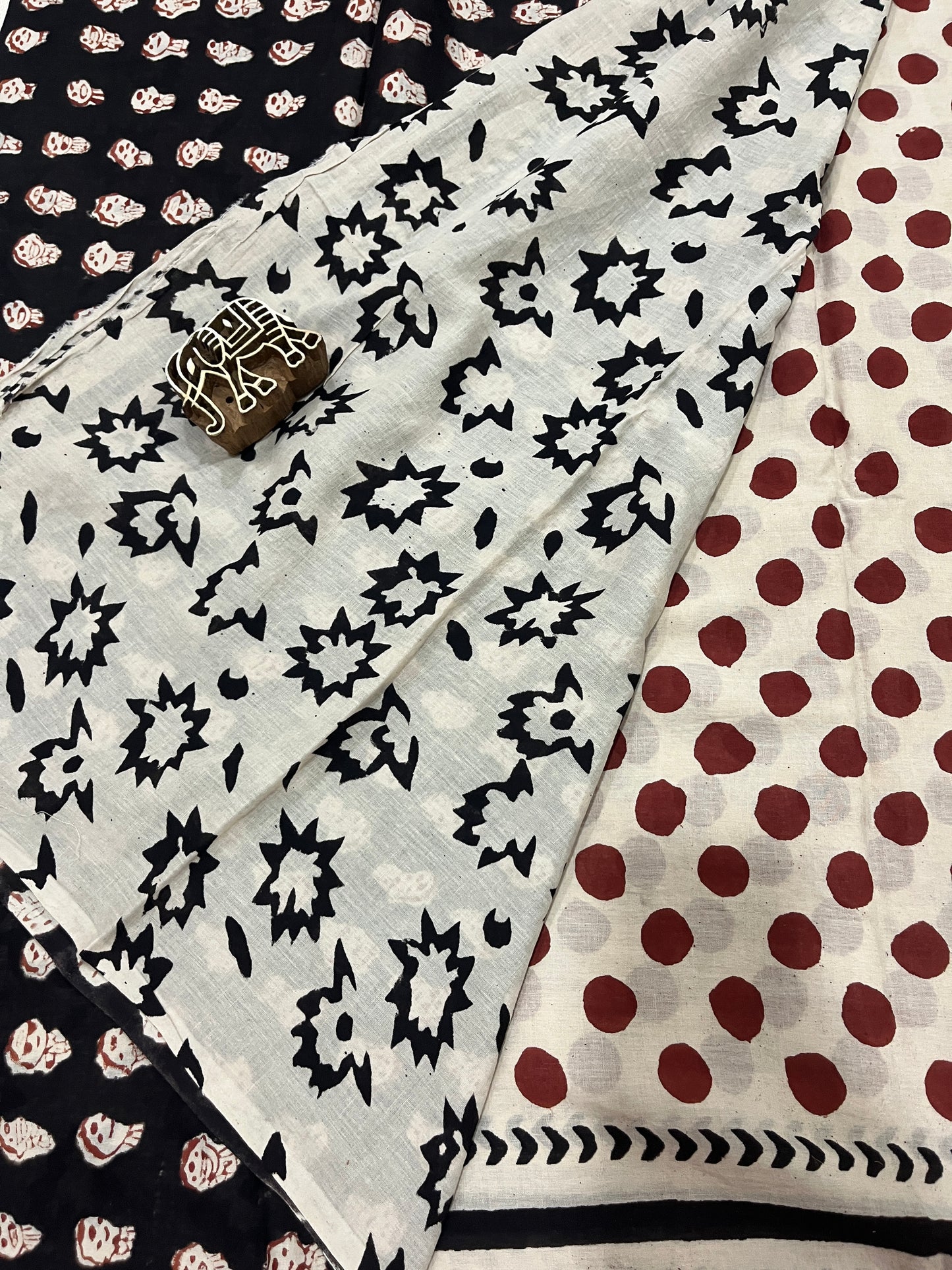 ‘Bindi Tales’ Handblock Mul Cotton Saree - Red Polka Dots