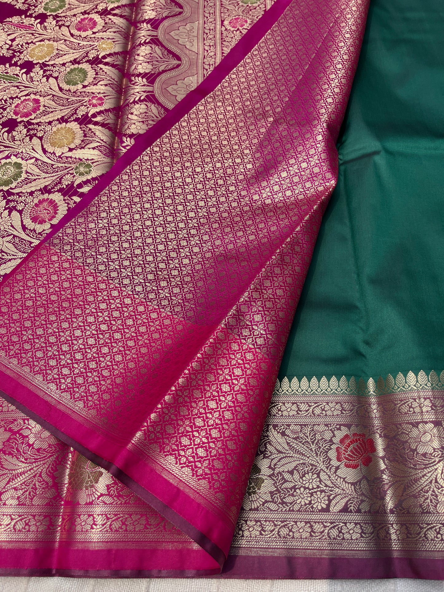 Banarasi Soft Silk Saree - Bottle Green-Pink