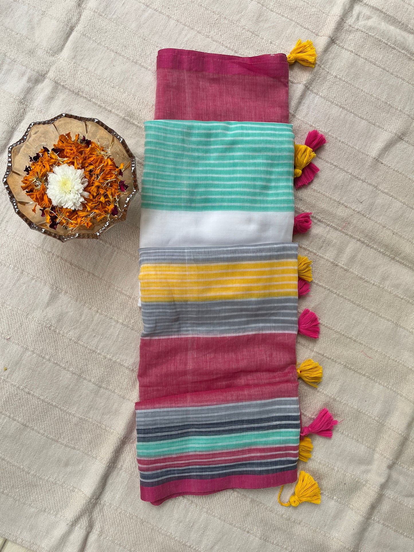 Multicolour Stripes Mul Cotton Saree (No Blouse piece)