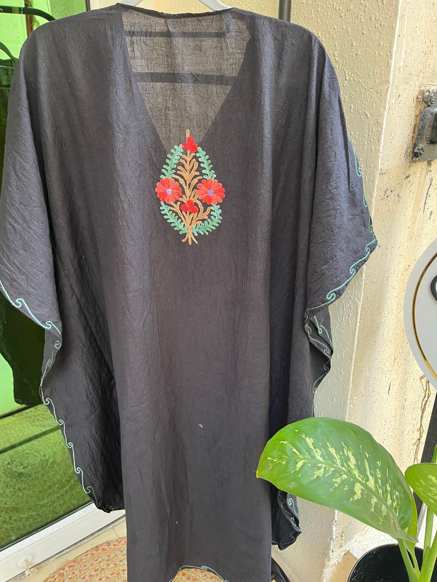 Crush Cotton Aariwork Kaftan - Black