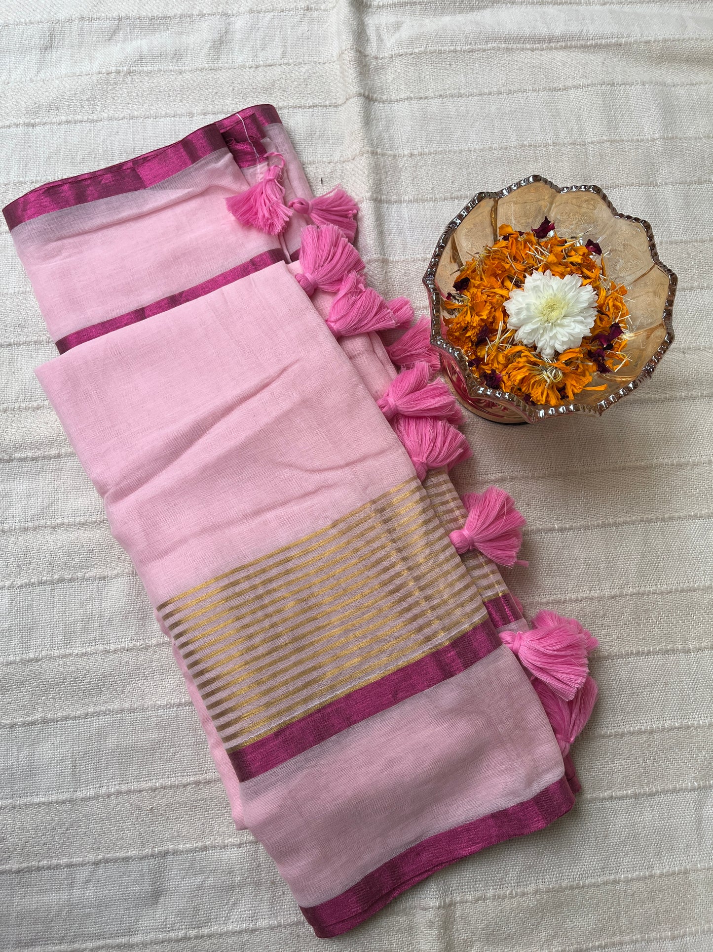 Zari Mul Cotton Saree - Baby Pink with Magenta Border (No Blouse piece)