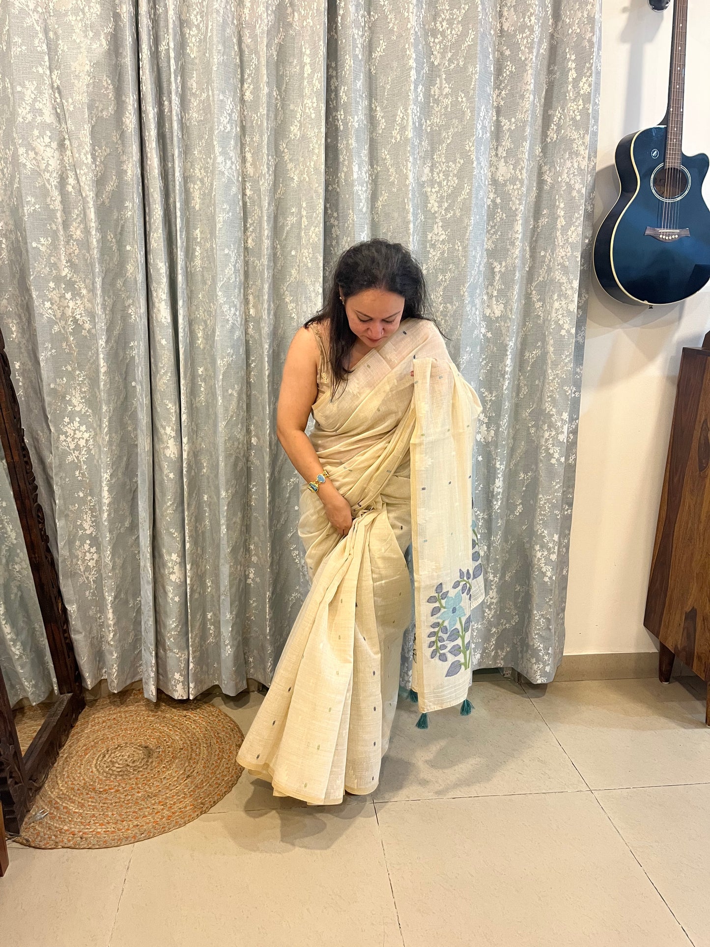 Chanderi Cotton Jamdani Saree - Ivory-Sky Blue Flower Weaving