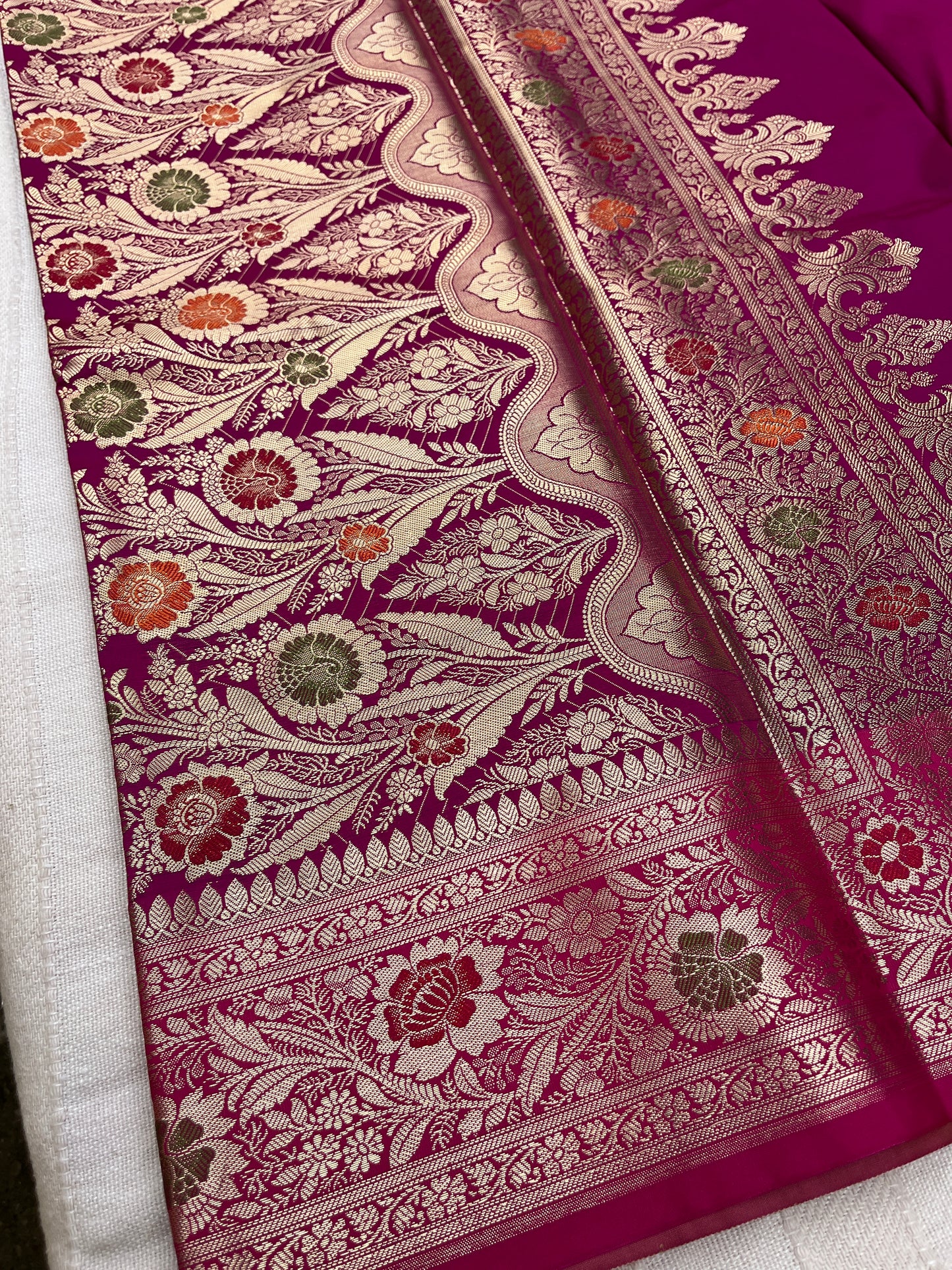 Banarasi Soft Silk Saree - Beige-Pink