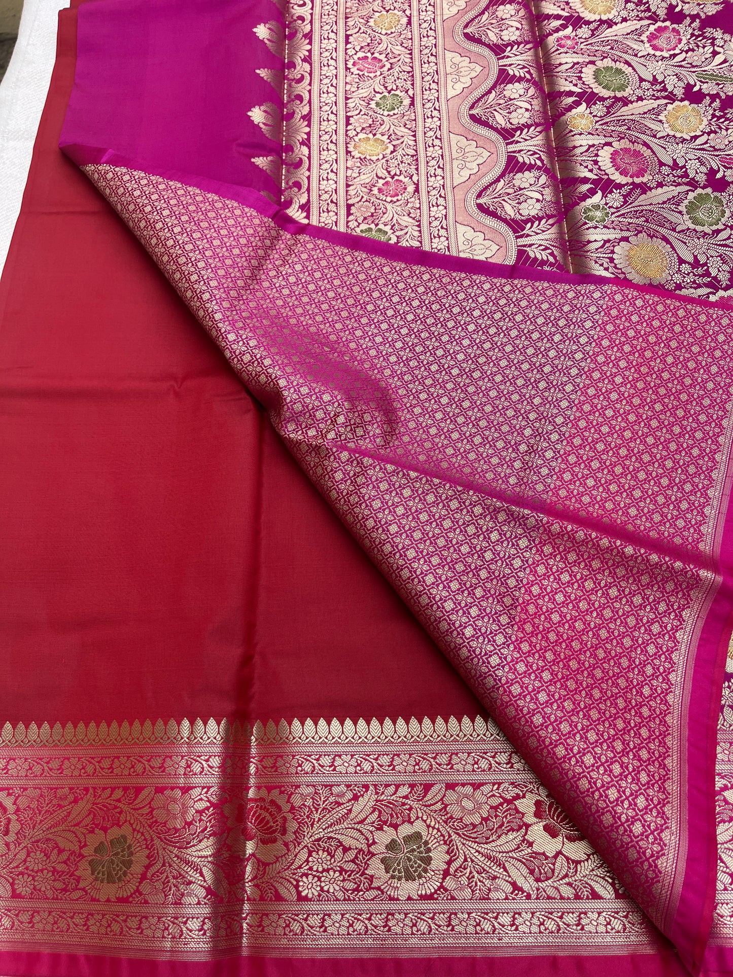 Banarasi Soft Silk Saree - Red-Pink
