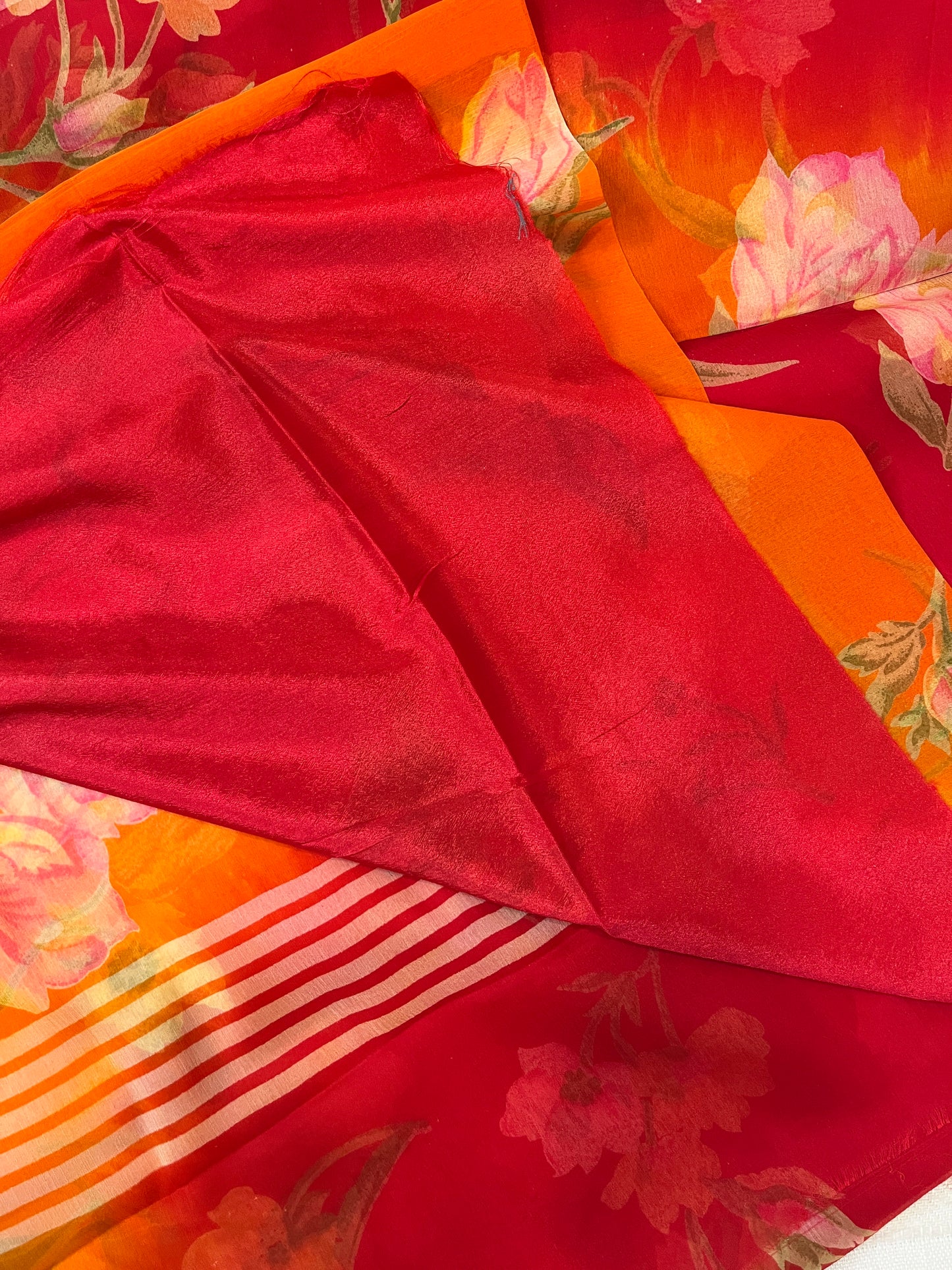 Semi Chiffon Floral Saree Dual Tone - Red-Orange