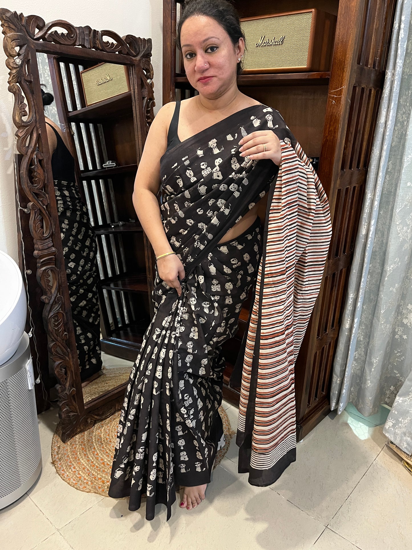 Quirk Max Figurine Handblock Mul Cotton Saree - Black