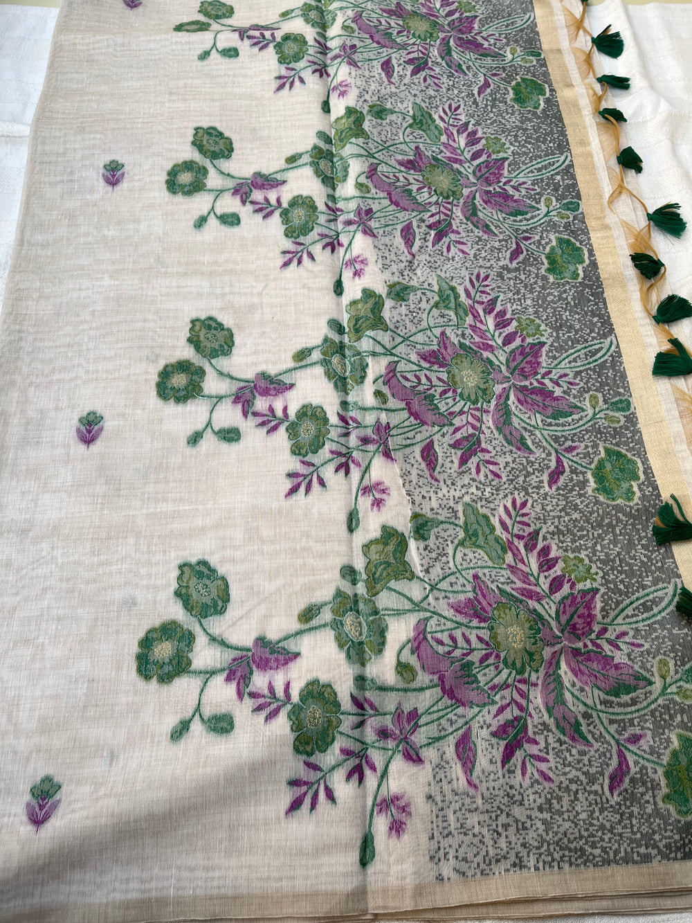 Chanderi Cotton Jamdani Saree - Ivory Flower Weaving