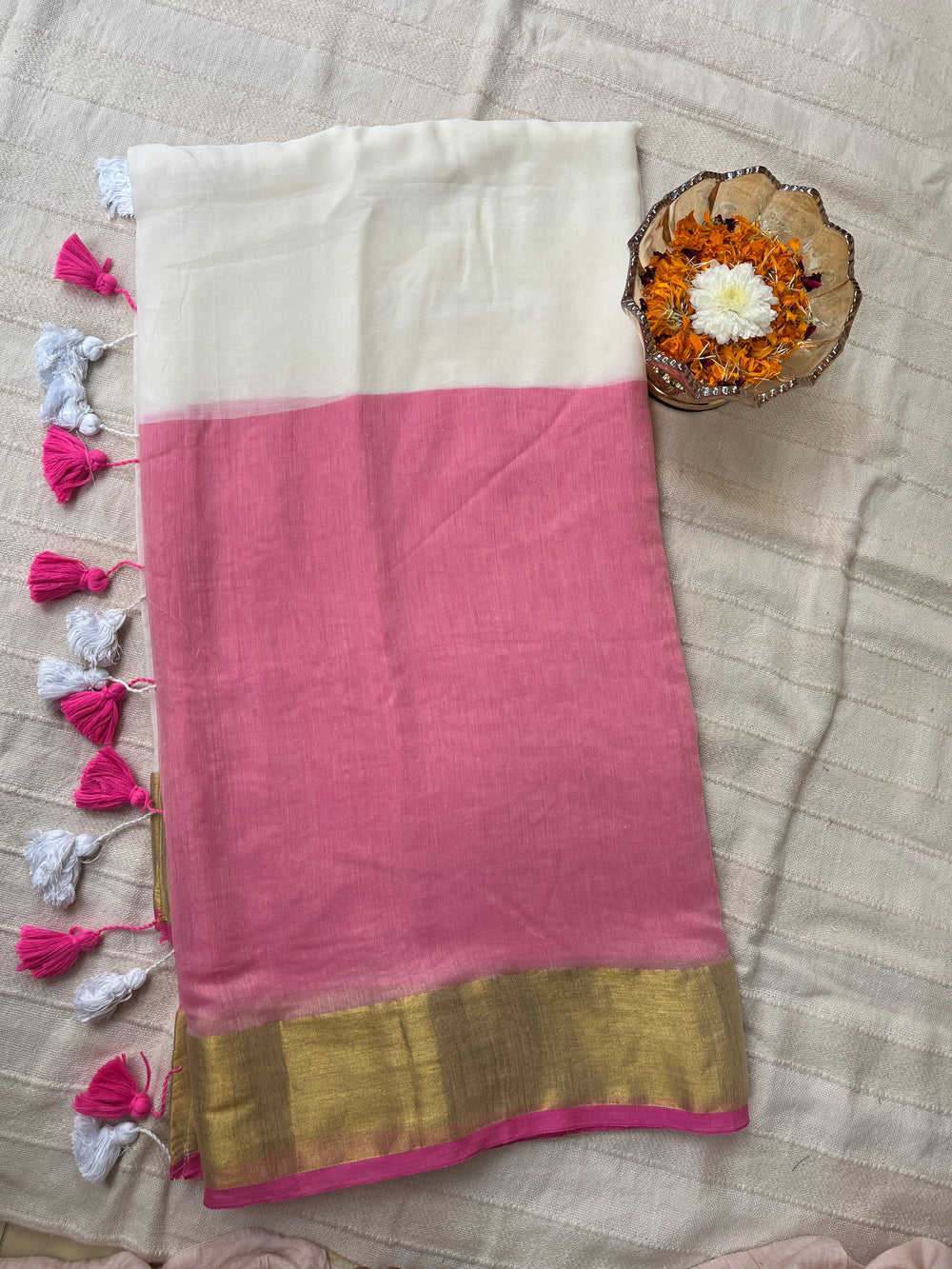 Zari Mul Cotton Saree - Off-White with Pink Border (No Blouse piece)
