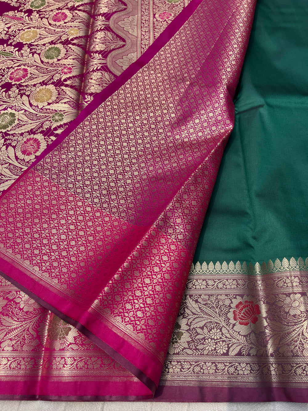 Banarasi Soft Silk Saree - Bottle Green-Pink