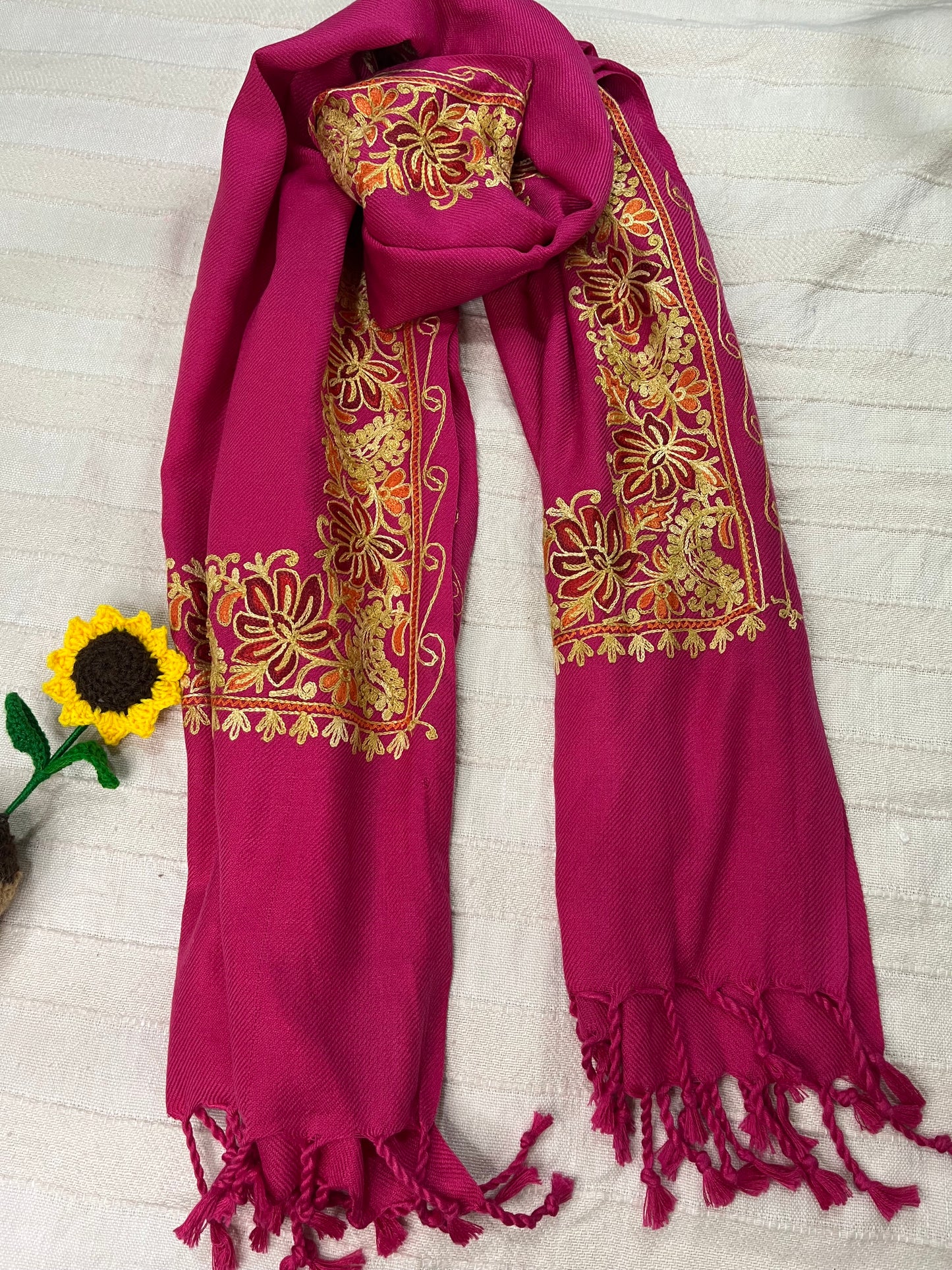 Kashmiri Aariwork Cashmilon Stole - Pink