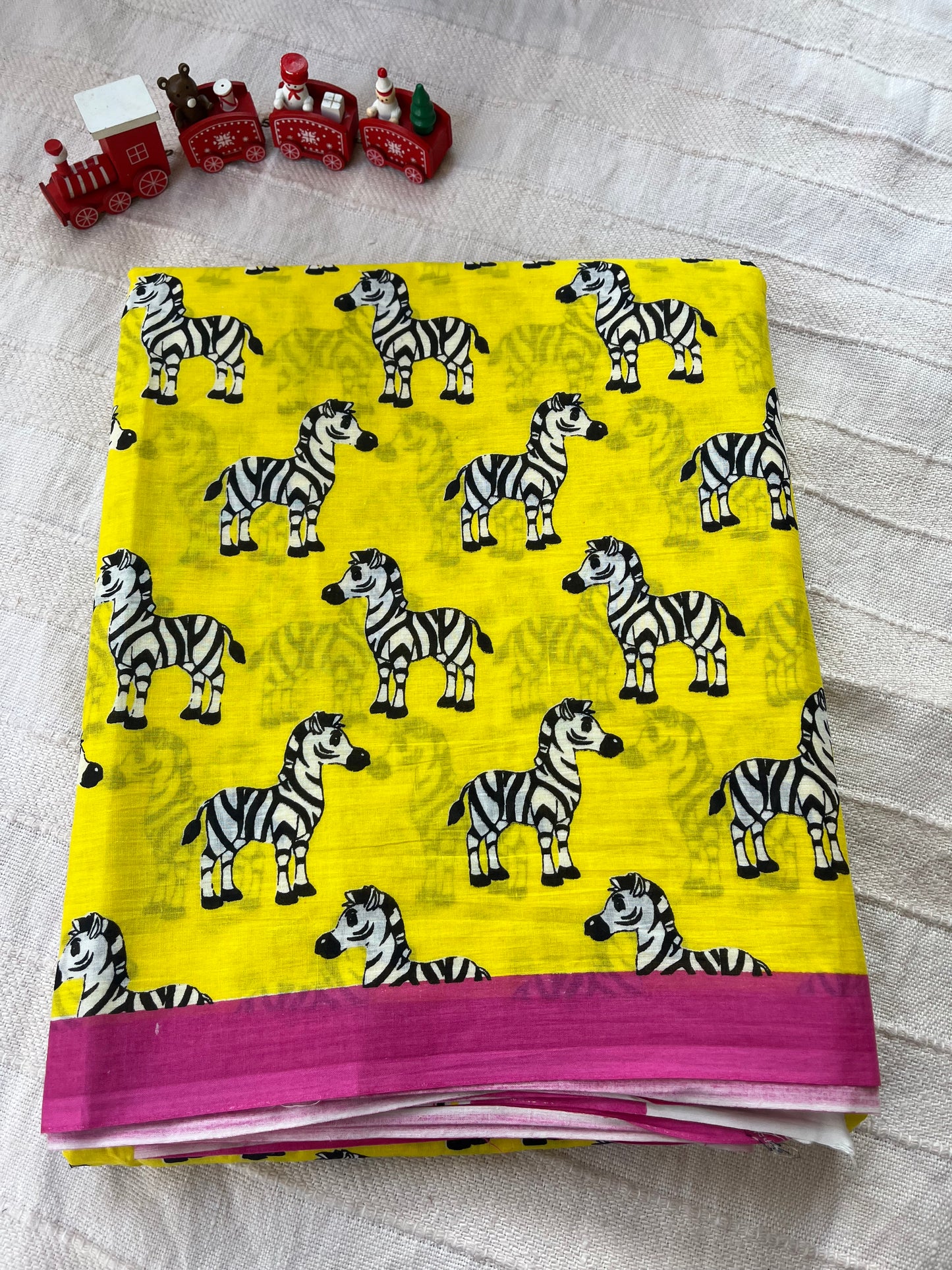 Yellow Zebra Print Quirky Mul Cotton Saree