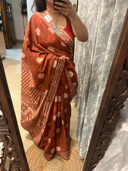 Handblock Mul Cotton Saree - Rustic Red