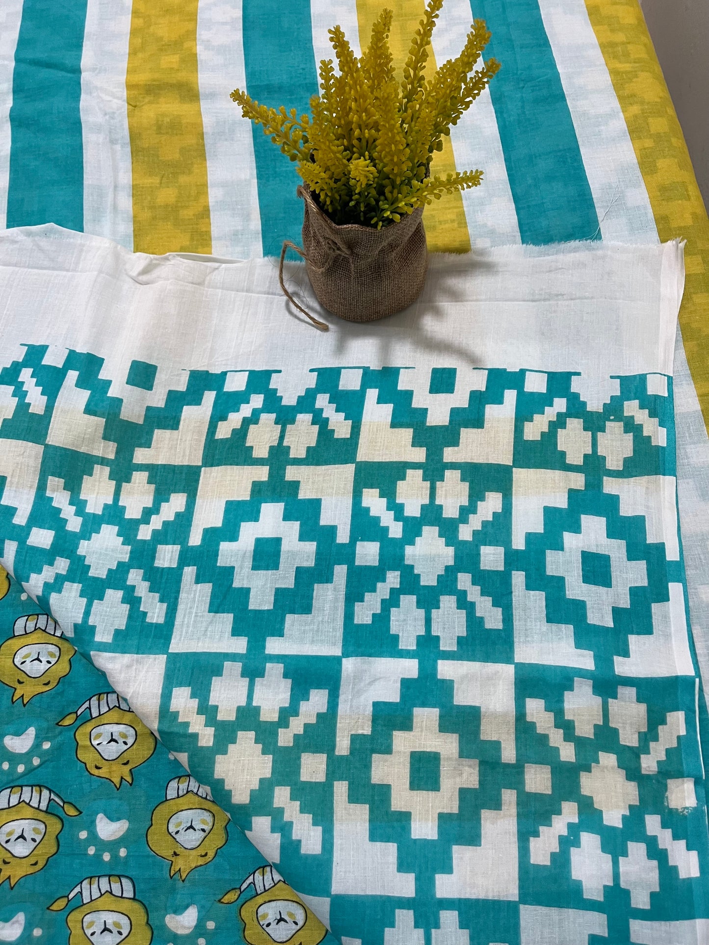 Quirky Lion Print Mul Cotton Saree