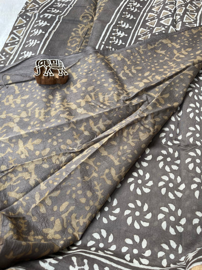 Greyish Brown Dabu Print Chanderi Cotton Silk Saree