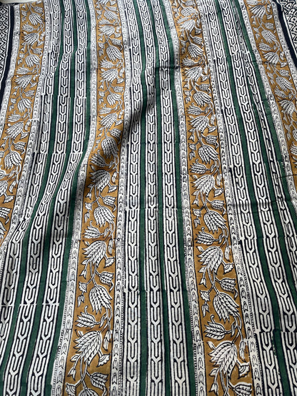 Ajrakh Handblock Mul Cotton Saree - Off-white & Green