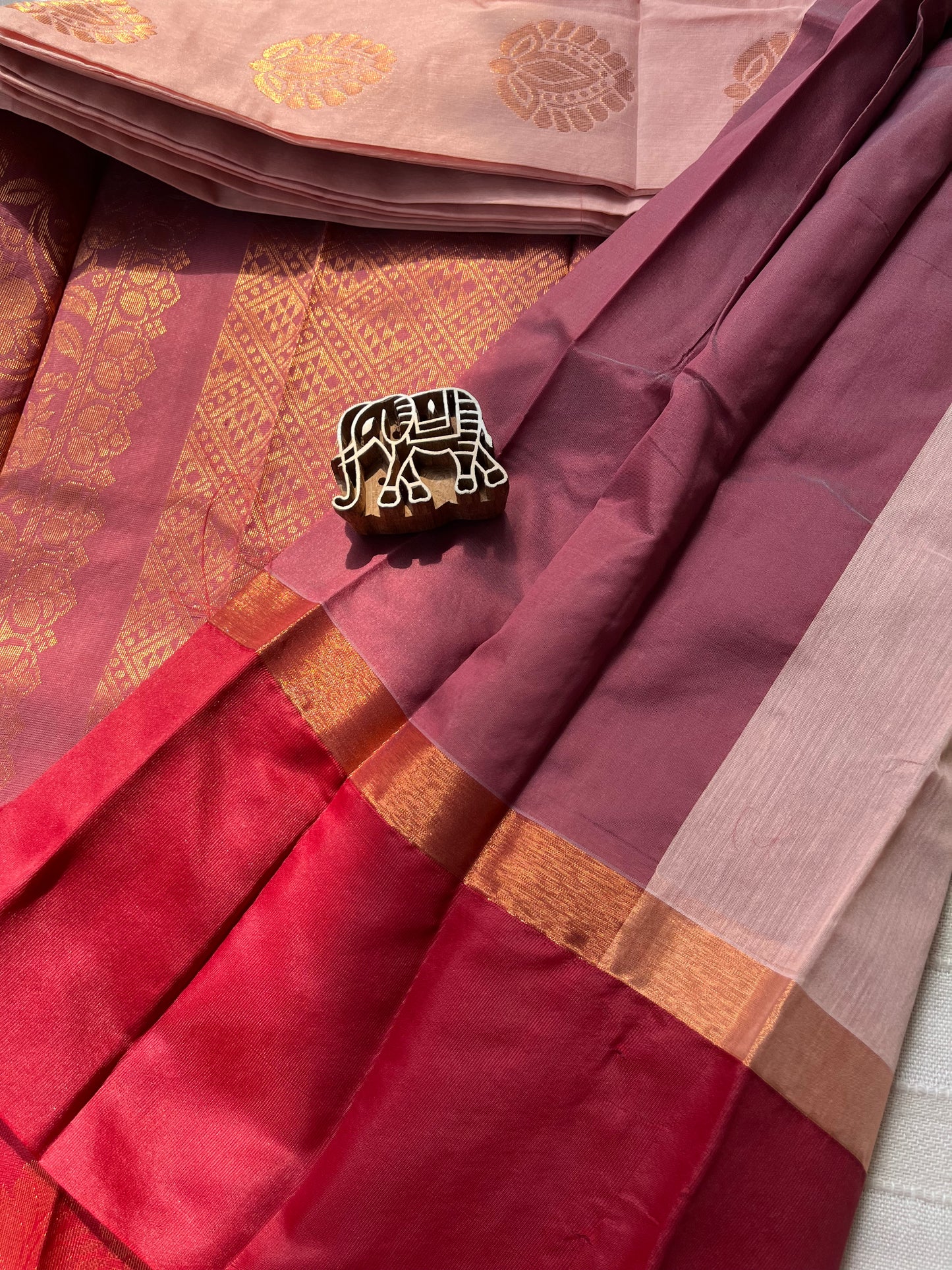 Uppada Kotanji Border Silk Cotton Saree - Rose Gold & Maroon Combination