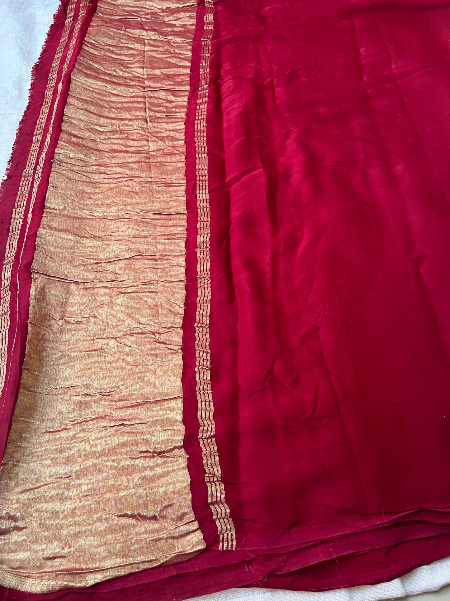 Maroon Plain Modal Silk Saree with Tissue Palla